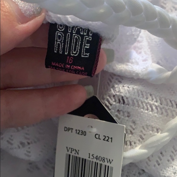 Sundress - Picture 3 of 3